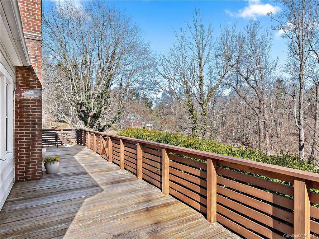 106 Shelburne Road Asheville NC 28806