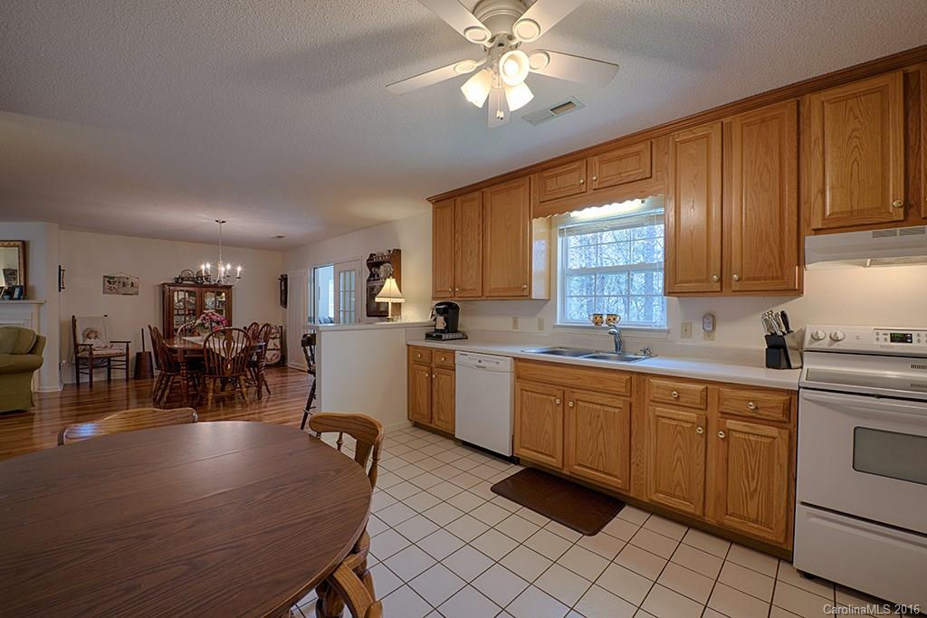 16 Woodland Drive Fairview NC 28730