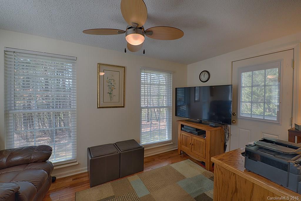 16 Woodland Drive Fairview NC 28730