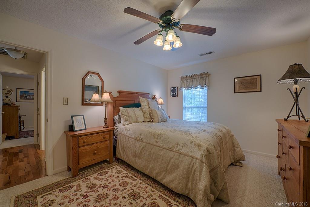 16 Woodland Drive Fairview NC 28730