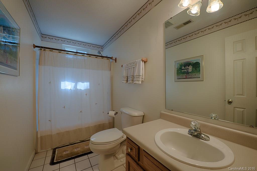16 Woodland Drive Fairview NC 28730