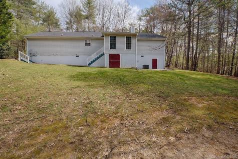 16 Woodland Drive Fairview NC 28730