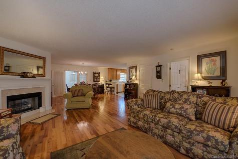 16 Woodland Drive Fairview NC 28730
