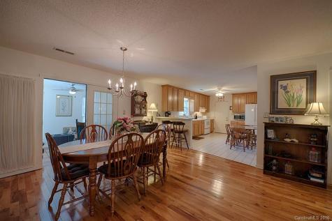 16 Woodland Drive Fairview NC 28730
