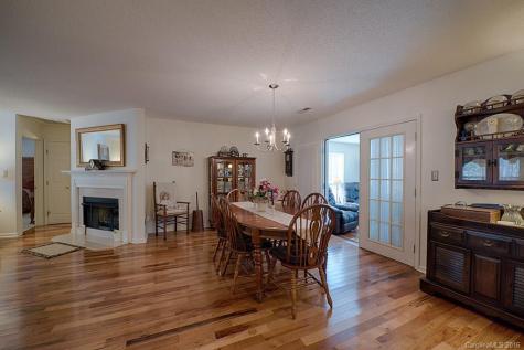 16 Woodland Drive Fairview NC 28730