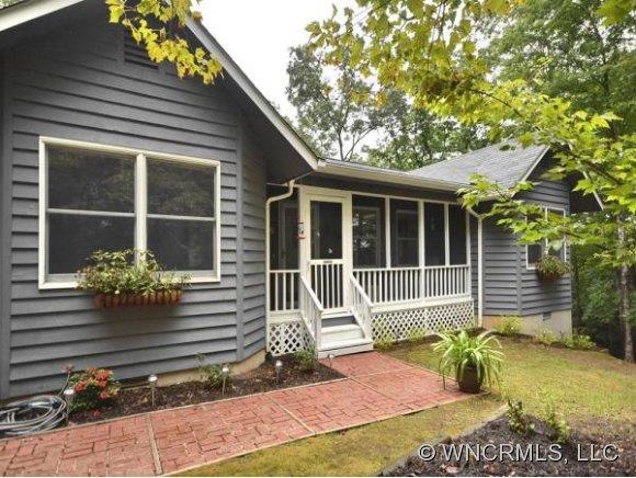 11 Caroline Drive Horse Shoe NC 28742