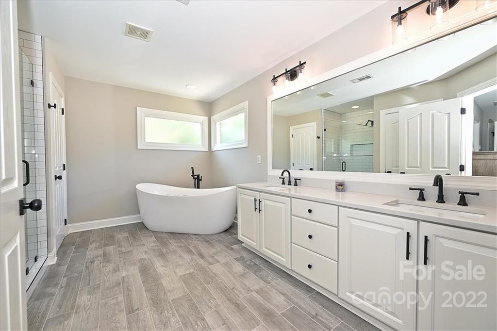 6132 Abergele Lane Matthews NC 28104