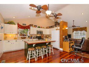 112 Charles Ridge Road Asheville NC 28805