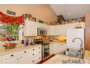 112 Charles Ridge Road Asheville NC 28805