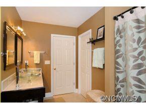 112 Charles Ridge Road Asheville NC 28805
