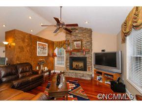 112 Charles Ridge Road Asheville NC 28805