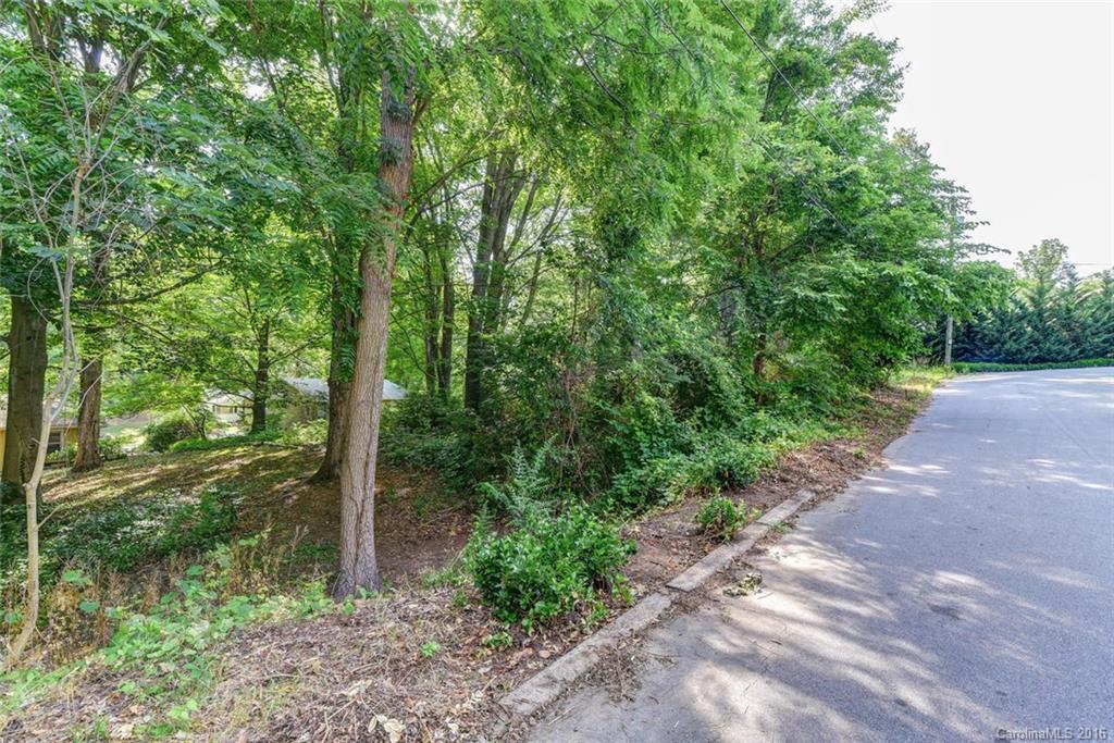24 Melbourne Place Asheville NC 28801