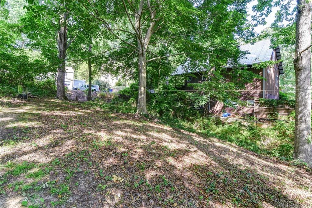 24 Melbourne Place Asheville NC 28801