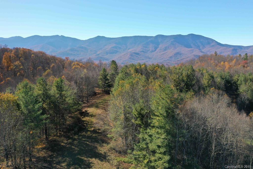 2496 Seven Mile Ridge Road Burnsville NC 28714