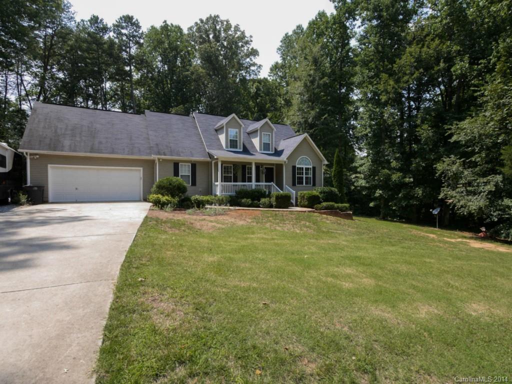 106 Crystal Circle Mooresville NC 28117