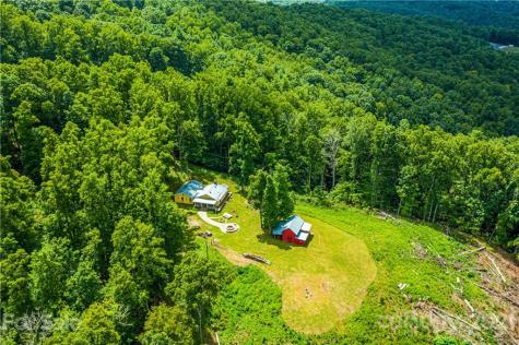 2816 Rabbit Hop Road Spruce Pine NC 28777