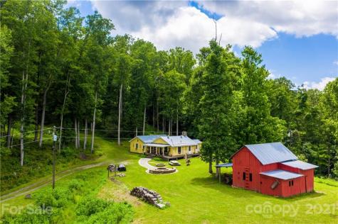 2816 Rabbit Hop Road Spruce Pine NC 28777