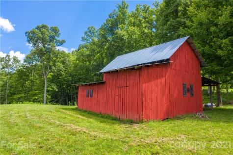2816 Rabbit Hop Road Spruce Pine NC 28777