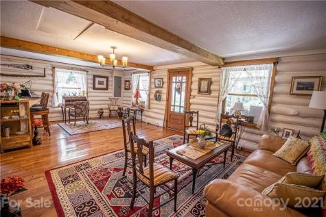 2816 Rabbit Hop Road Spruce Pine NC 28777