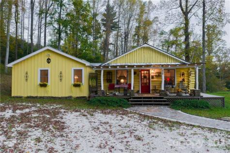 2816 Rabbit Hop Road Spruce Pine NC 28777