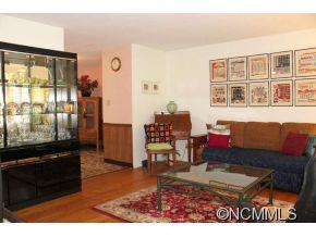 27 Maple Drive Asheville NC 28805