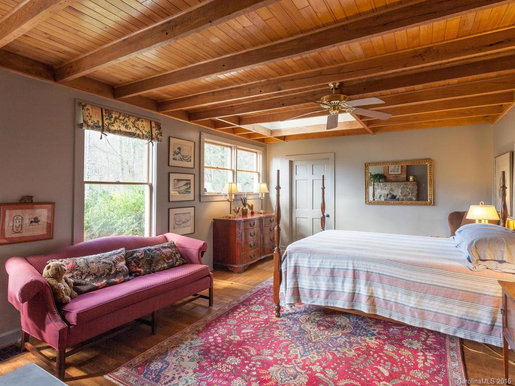 444 River Loop Road Mills River NC 28759