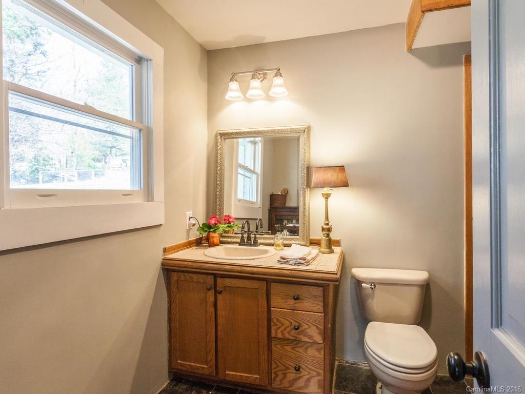 444 River Loop Road Mills River NC 28759