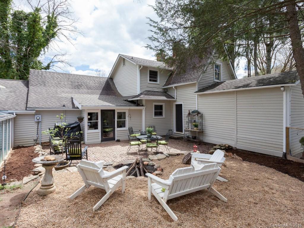 444 River Loop Road Mills River NC 28759