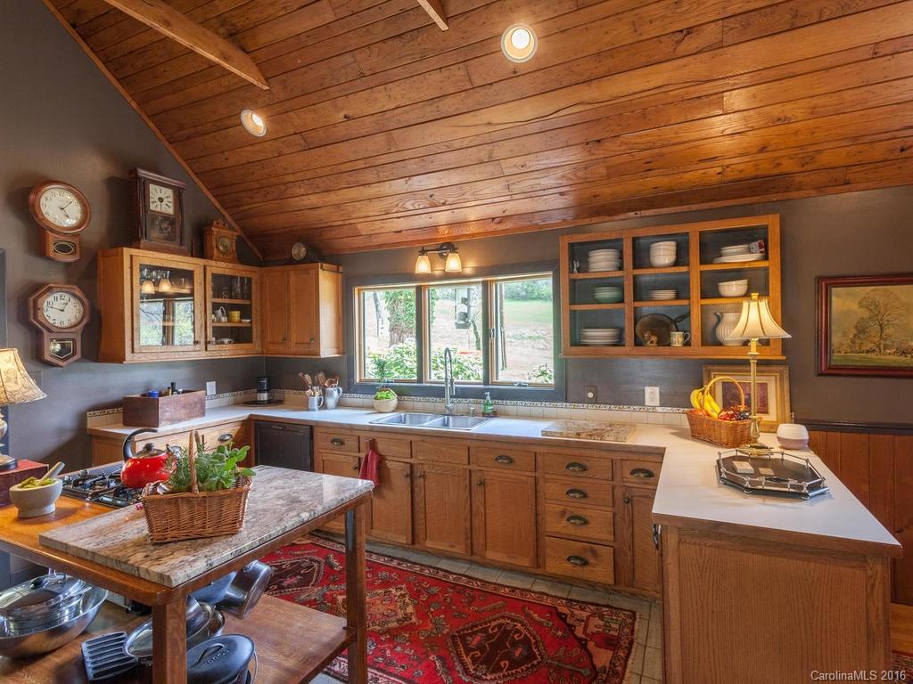 444 River Loop Road Mills River NC 28759