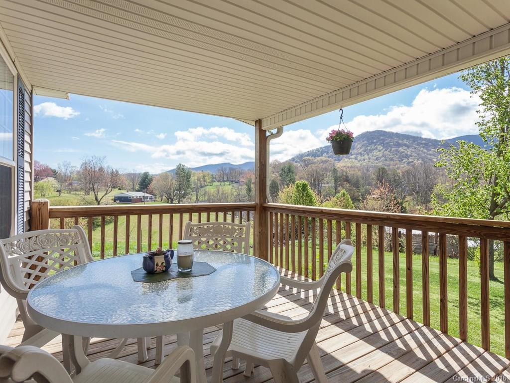 37 Upper Moffitt Road Asheville NC 28805