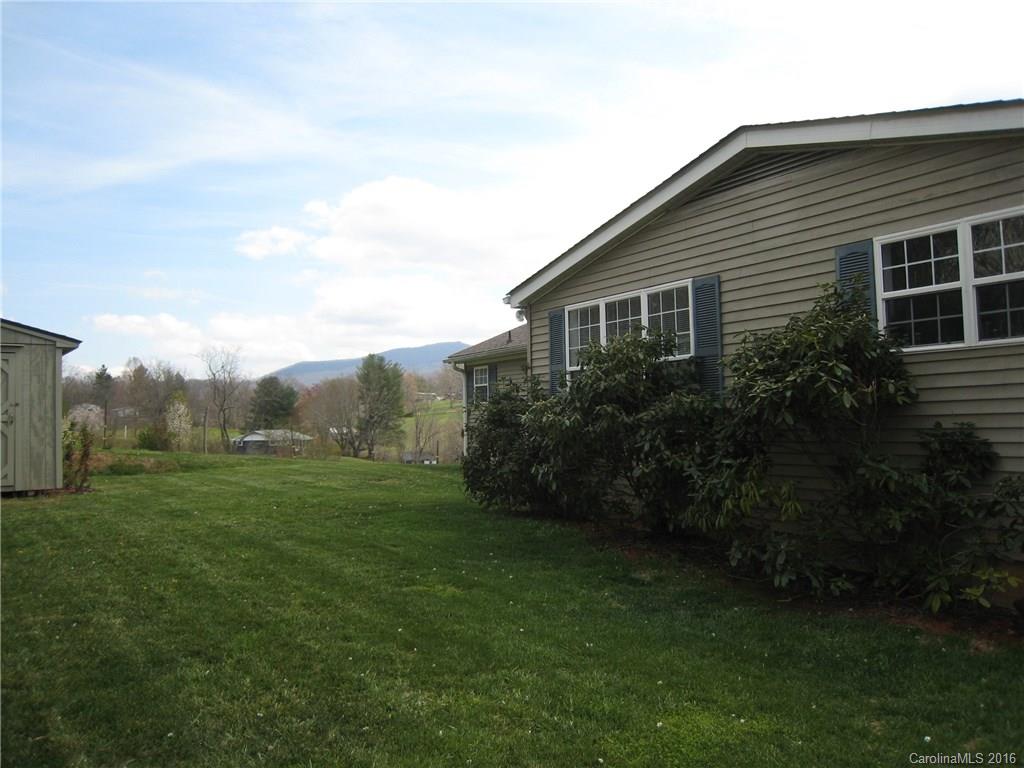 37 Upper Moffitt Road Asheville NC 28805