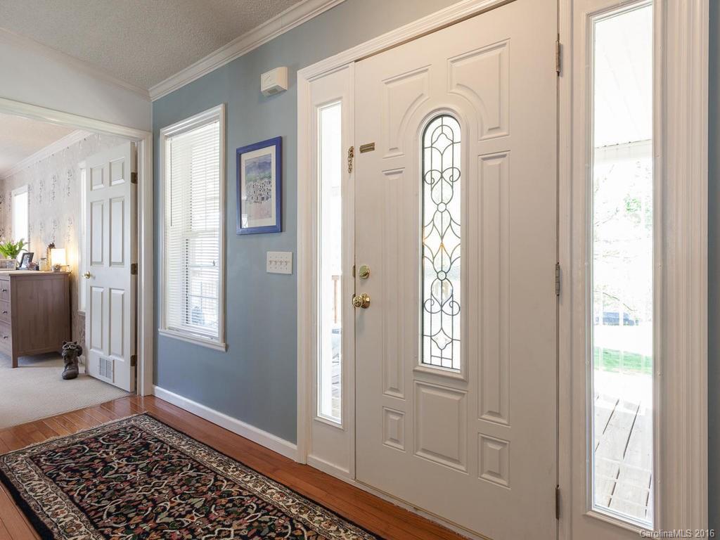 37 Upper Moffitt Road Asheville NC 28805