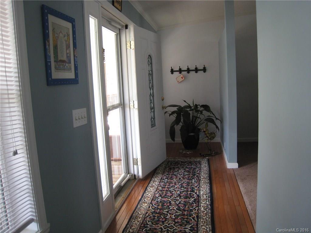 37 Upper Moffitt Road Asheville NC 28805