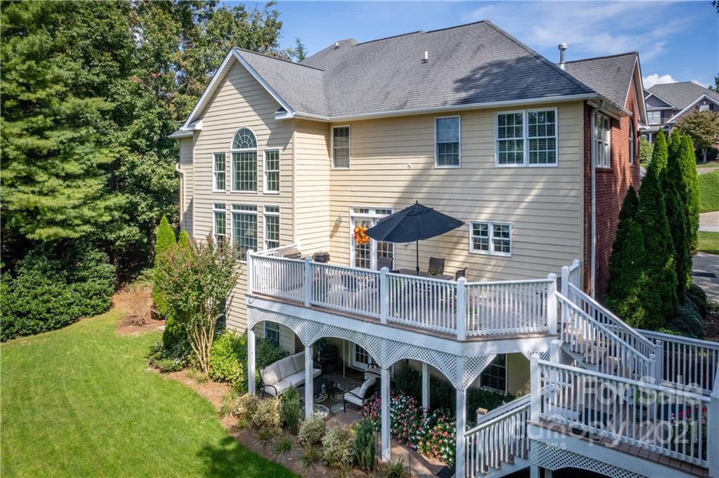 26 Ludgate Lane Arden NC 28704