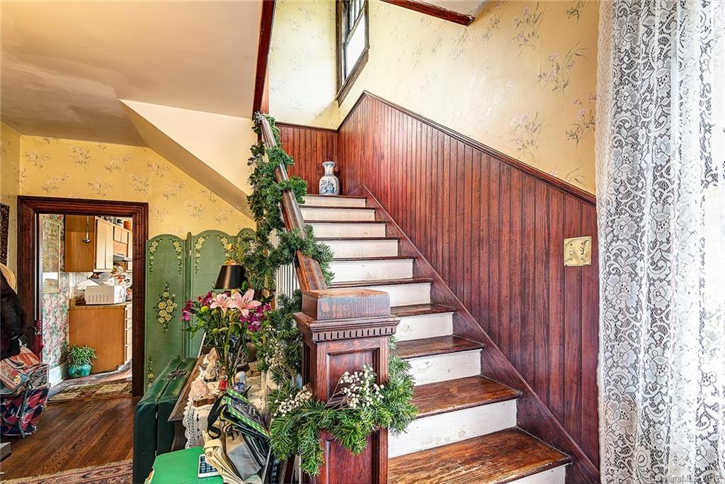 84 Elizabeth Street Asheville NC 28801
