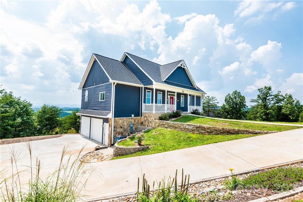 7768 Pinecone Lane Hickory NC 28602