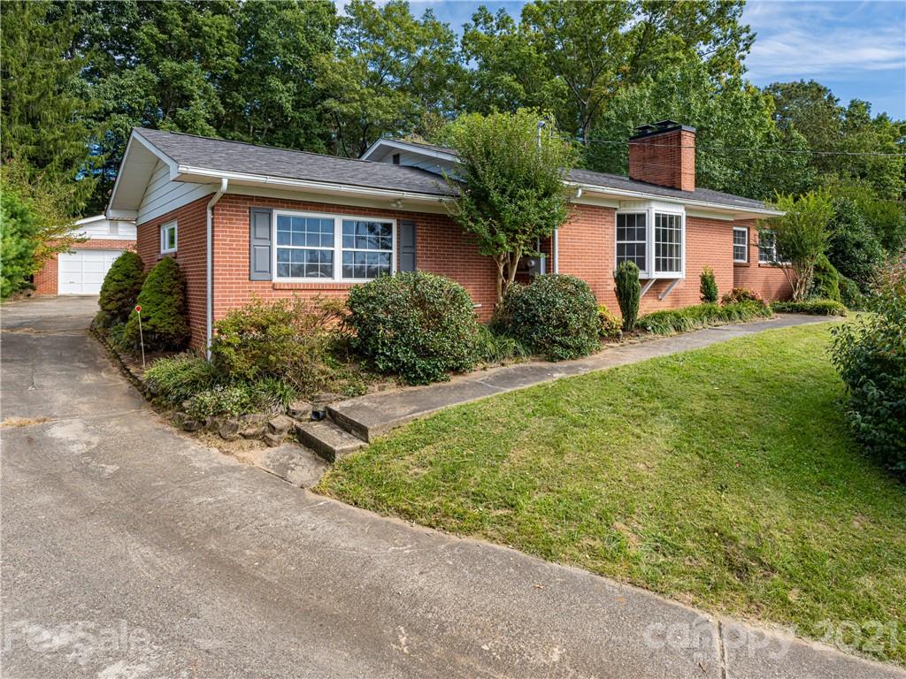 59 Dogwood Grove Asheville NC 28805