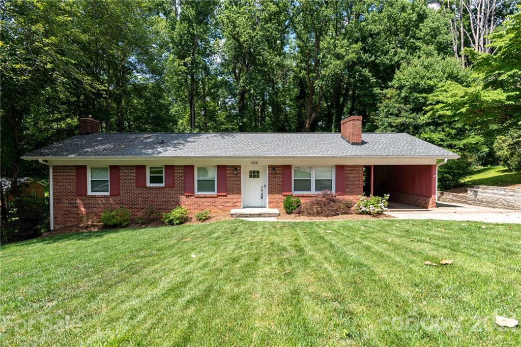 132 30th Avenue NW Hickory NC 28601