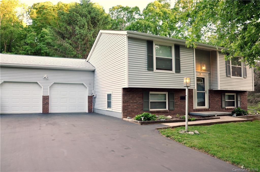 24 Clovernook Drive Arden NC 28704