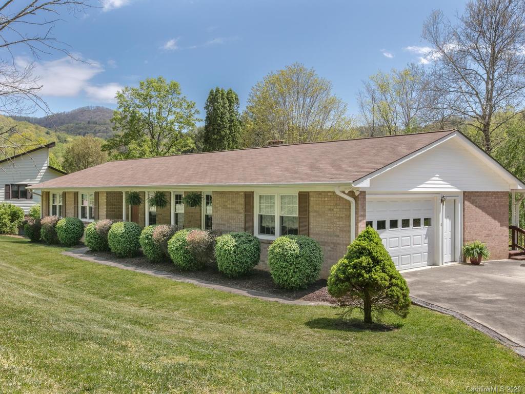 28 Woodbury Road Asheville NC 28804