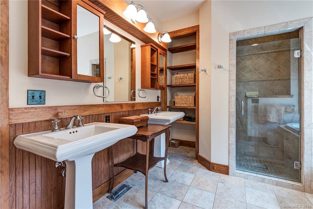 115 Mountain Creek Drive Swannanoa NC 28778