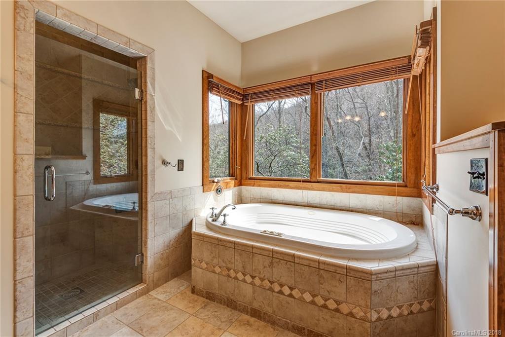 115 Mountain Creek Drive Swannanoa NC 28778
