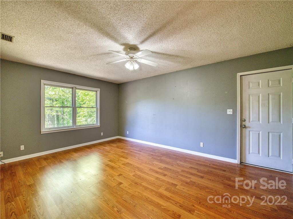 599 Mountain Lake Drive Waynesville NC 28785