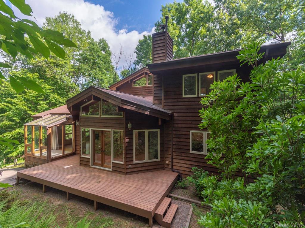 95 Redfield Drive Clyde NC 28721