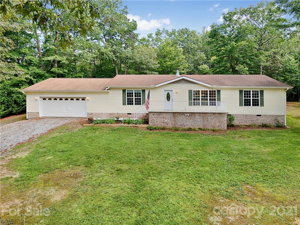 52 Pole Bridge Court Horse Shoe NC 28742