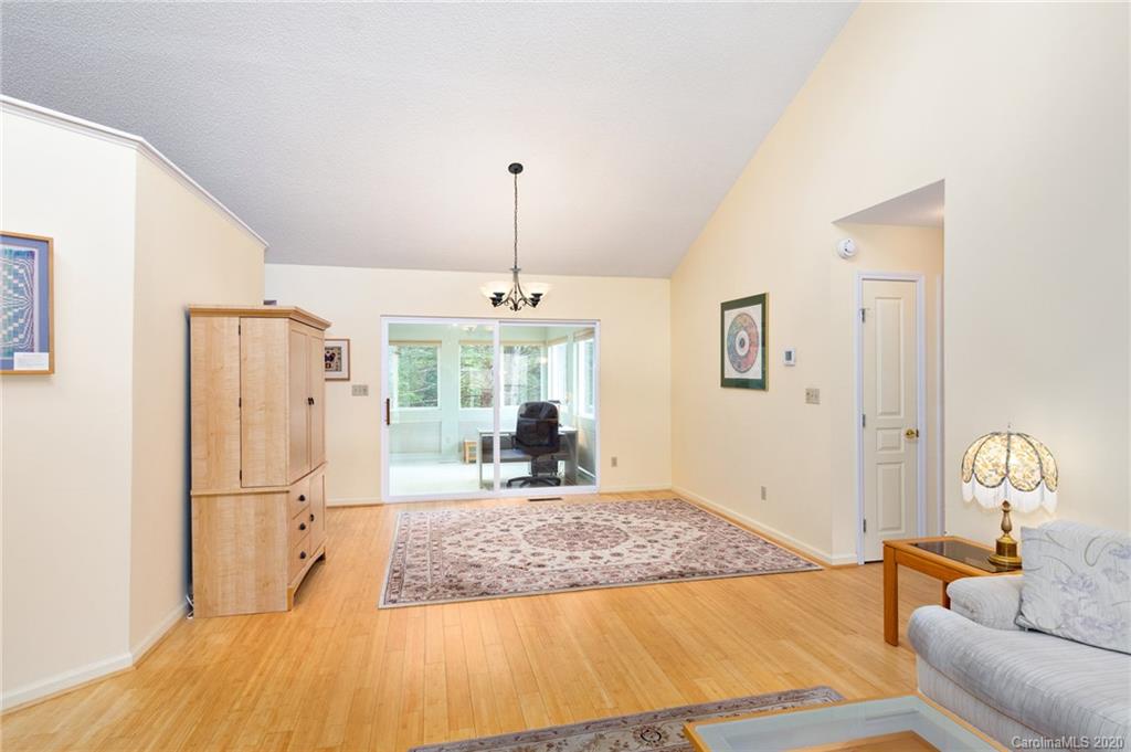 18 Eagles Nest Lane Asheville NC 28806