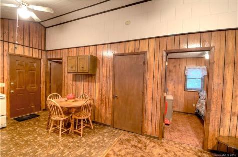 359 North Mountain Drive Spruce Pine NC 28777