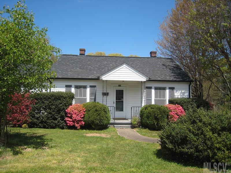 359 20th Avenue NE Hickory NC 28601