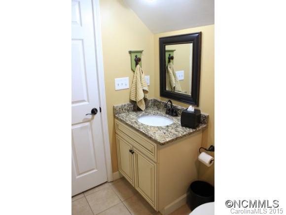 48 Maple Springs Road Asheville NC 28805