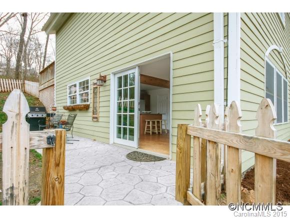48 Maple Springs Road Asheville NC 28805